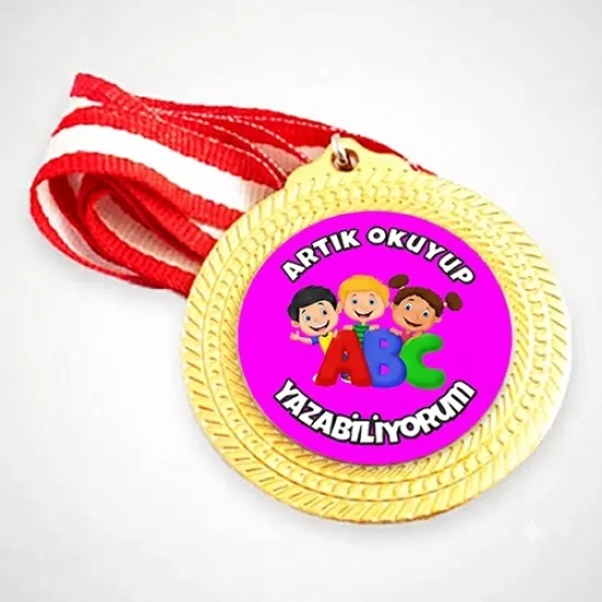 Artık Okuyorum Yazıyorum Madalyası 