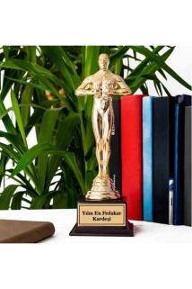 Yılın En Fedakar Kardeşi Oscar Ödülü