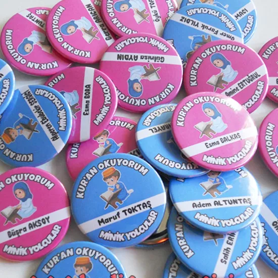 İsimli Kuran Okuyorum Rozeti  44 mm Yerli Üretim